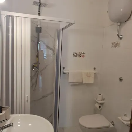 Quarto em Acomodações Particulares E Pera